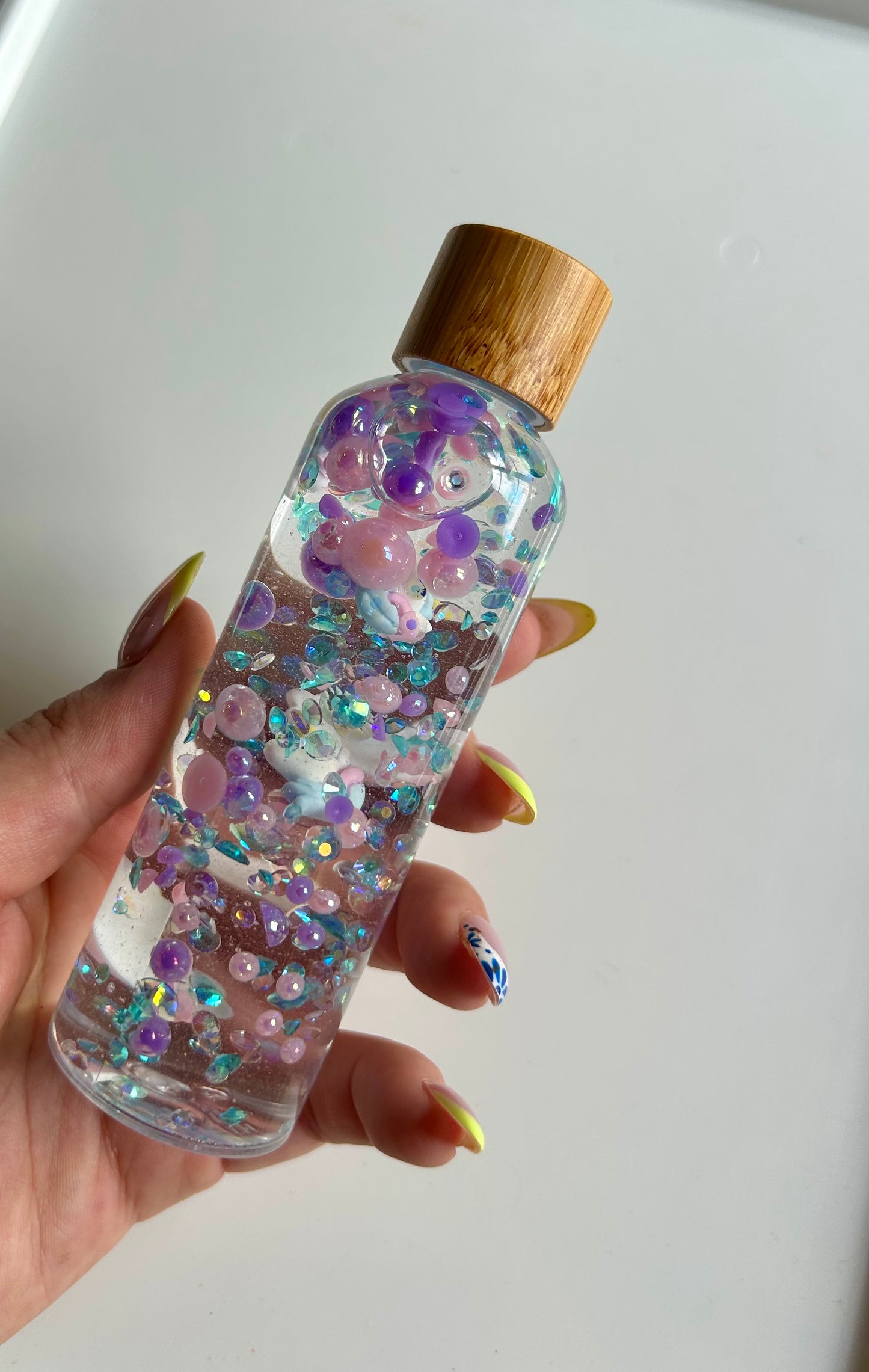 Bouteille sensorielle : Univers enchanté